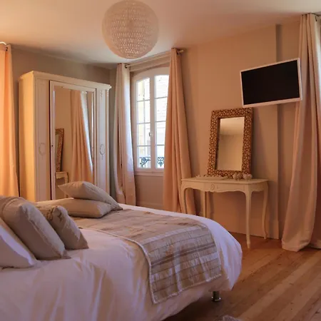 Le Jardin Secret - Maison De Location Saisonniere